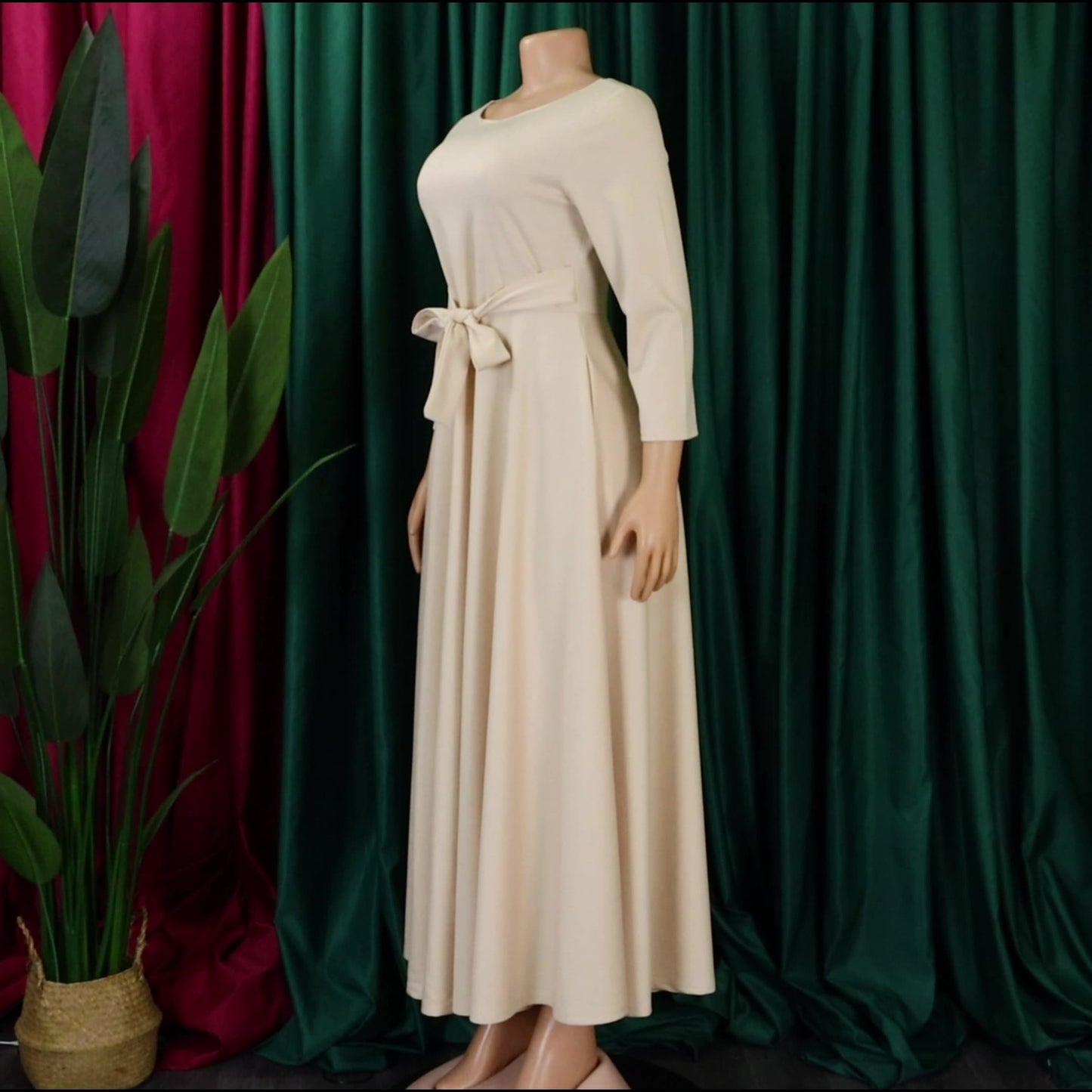 Simple Tie-Waist Plus Size Dress